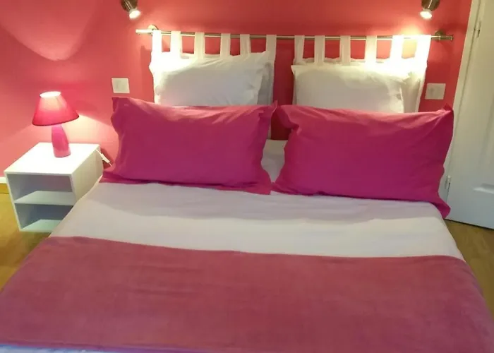 Βίλα Le De La Poterie